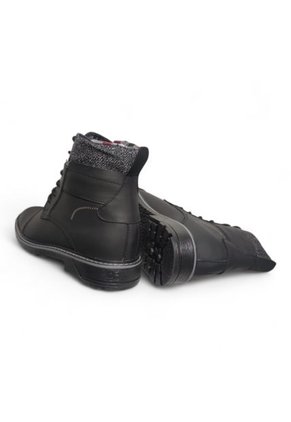 Botas En CUERO Para Hombre Color Negro Marca Monserrate Ref. Cumbre