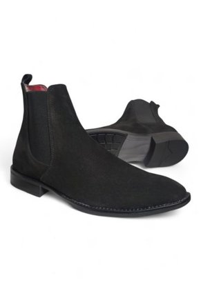 Botas En CUERO Para Hombre Color Negro Marca Monserrate Ref. Bastión