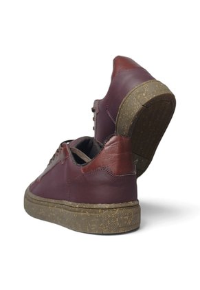 Tenis En CUERO Para Hombre Marca Monserrate Ref Silvestre Color Vino