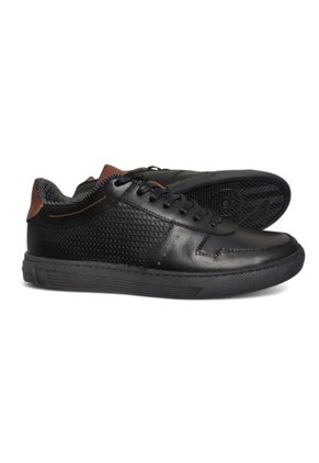 Tenis En CUERO Para Hombre Marca Monserrate Ref. Paramo Color Negro