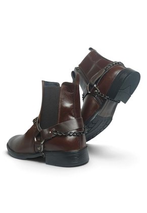 Botas En CUERO Para Hombre Marca Monserrate Ref Sinfonía Color Café