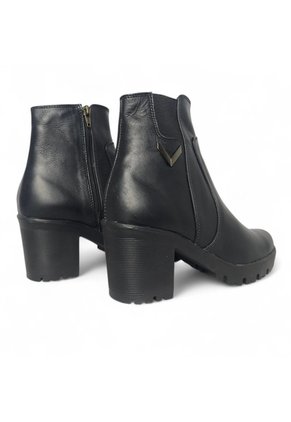 Botines De Mujer En Cuero Color Negro MoreLiber Ref. Lux
