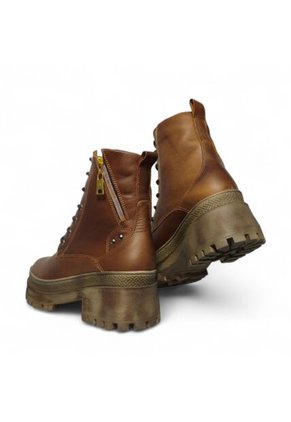 Bota De Mujer En Cuero Color Marron MoreLiber Ref. Brava