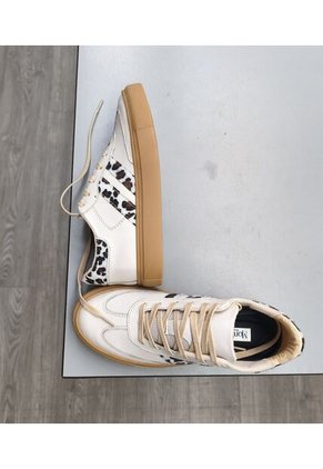 Tenis En CUERO Para Mujer Marca Moreliber Ref Urbana Color Nacar-print