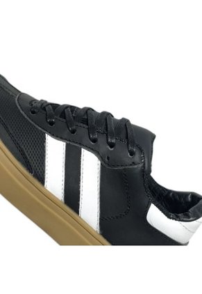 Tenis En CUERO Para Mujer Marca Moreliber Ref Urbana Color Negro-blanco