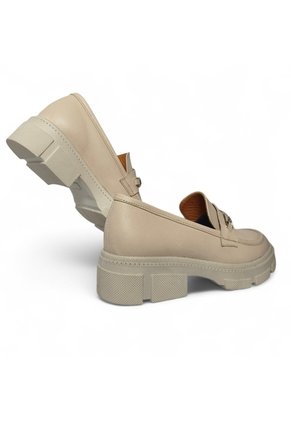 Zapatos Para Mujer En Cuero Color Beige Marca MoreLiber Ref. Selecta