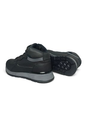 Tenis En Bota De CUERO Para Hombre Marca Monserrate Ref Palmas Color Negro