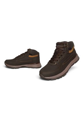 Tenis En Bota De CUERO Para Hombre Marca Monserrate Ref Palmas Color Café