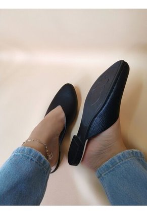 Zuecos Negros Esencial