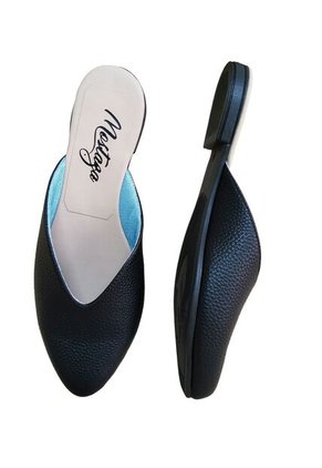 Zuecos Negros Esencial