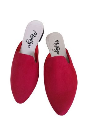 Zuecos Rojos Atemporales