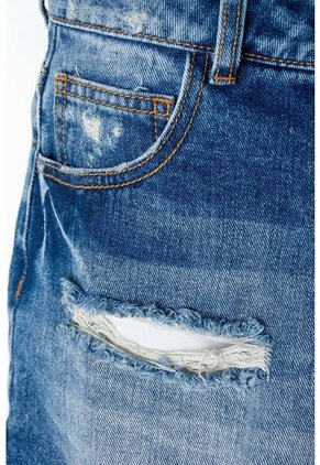 Short De Movies En Denim Tono Medio Con Rotos Para Mujer 10