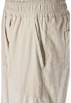 Pantalón De Movies Tipo Cargo Color Arena Para Mujer 6