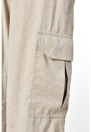 Pantalón De Movies Tipo Cargo Color Arena Para Mujer 6