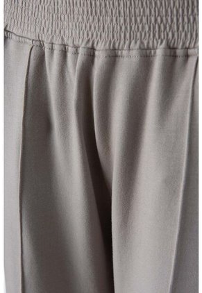 Jogger De Movies Con Bolsillos Taupe Para Mujer 12