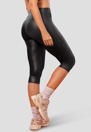 Capri Mujer Negro Mp 114475