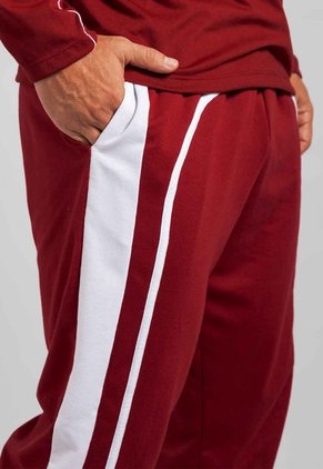 Jogger Hombre Merlot Mp 114576