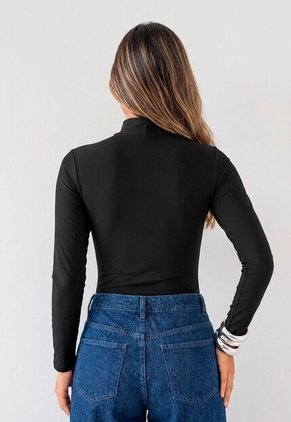 Camibuzo Mujer Negro Mp 114168