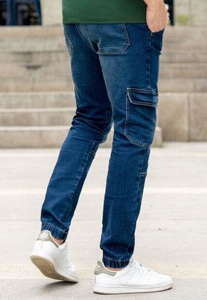 Jogger Hombre Azul Mp 110343