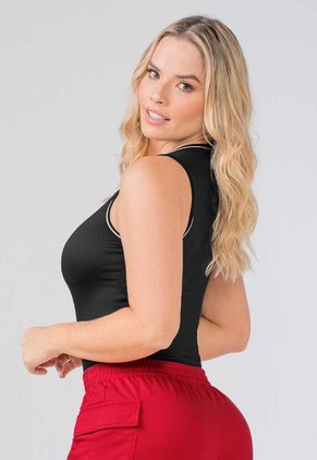 Camiseta Mujer Negro Mp 141