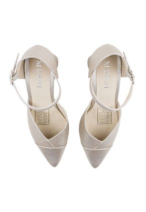 Tacones De Cuero Ela