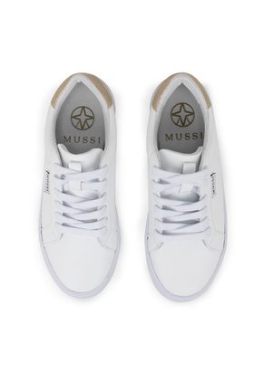 Tenis Mussi Aqua Color Blanco Para Mujer