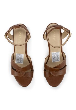 Sandalia Plataforma Mussi Senda Color Miel Para Mujer