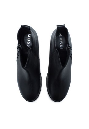 Botin Tacon Mussi Chalis Color Negro Para Mujer