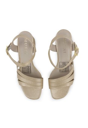 Sandalia Tacon De Cuero Zora