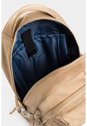 Bolso Tipo Morral Grande Con Bolsillo Removible Bolso Tipo Morral Grande Con Bolsillo Removible Crema NAPPA