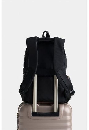 Bolso Para Mujer Tipo Morral En Textil Shay Bolso Para Mujer Tipo Morral En Textil Shay Negro NAPPA