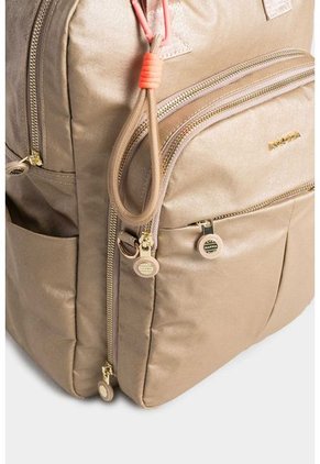 Bolso Tipo Morral Grande Con Bolsillo Removible Bolso Tipo Morral Grande Con Bolsillo Removible Dorado NAPPA