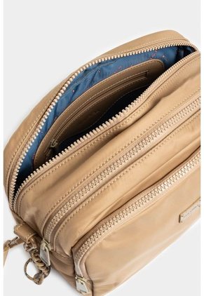 Bolso Tipo Manos Libres En Textil De Tres Compartimentos Bolso Tipo Manos Libres En Textil De Tres Compartimentos Crema NAPPA