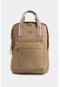 Bolso Tipo Morral Mediano Estructurado Con Bolsillo Secreto Bolso Tipo Morral Mediano Estructurado Con Bolsillo Secreto Crema NAPPA de Nappa