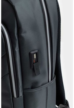 Bolso Tipo Tula Morral Estructurado En Lona Gruesa Con Lines Reflectivas Bolso Tipo Tula Morral Estructurado En Lona Gruesa Con Lines Reflectivas Gris NAPPA