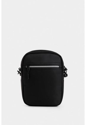 Bolso Tipo Manos Libres Mediano Básico Con Cierres Impermeables Bolso Tipo Manos Libres Mediano Básico Con Cierres Impermeables Negro NAPPA