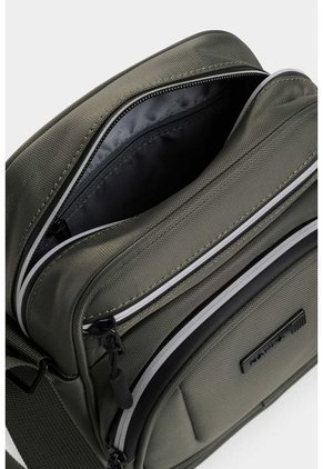 Bolso Tipo Manos Libres Grande Con Multiples Bolsillos Bolso Tipo Manos Libres Grande Con Multiples Bolsillos Verde NAPPA