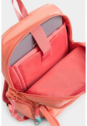 Bolso Tipo Morral Grande Con Cierres Translúcidos Bolso Tipo Morral Grande Con Cierres Translúcidos Coral NAPPA