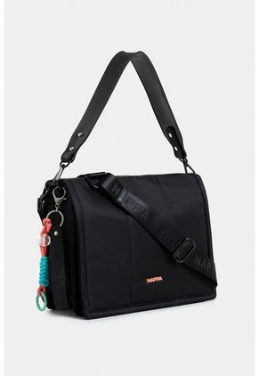 Bolso Tipo Baguette Con Tapa Y Doble Cargadera Bolso Tipo Baguette Con Tapa Y Doble Cargadera Negro NAPPA