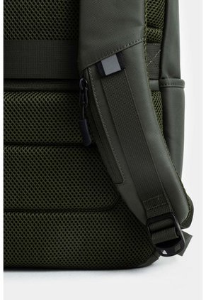 Bolso Tipo Tula Morral Estructurado En Lona Gruesa Con Lines Reflectivas Bolso Tipo Tula Morral Estructurado En Lona Gruesa Con Lines Reflectivas Verde NAPPA