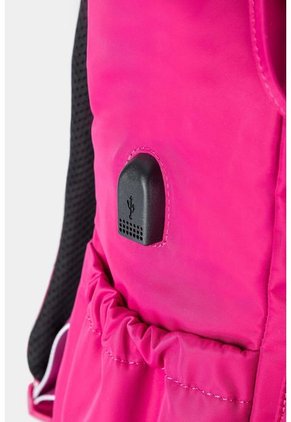 Morral En Lona Para Mujer Con Bolsillo Frontal Removible Morral En Lona Para Mujer Con Bolsillo Frontal Removible Fucsia NAPPA