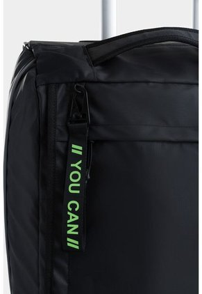 Maleta De Viaje 20" Con Cargaderas, Covertible A Morral Maleta De Viaje 20" Con Cargaderas, Covertible A Morral Negro NAPPA