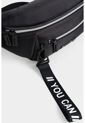 Riñonera Linar Masculina En Lona Riñonera Linar Masculina En Lona Negro NAPPA