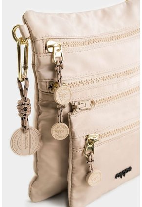 Manos Libres Zipper Davenport En Textil Con Bolsillo Removible Manos Libres Zipper Davenport En Textil Con Bolsillo Removible Crema NAPPA