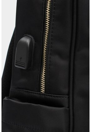 Bolso Tipo Tula Morral Para Mujer Con Bolsillo Removible Bolso Tipo Tula Morral Para Mujer Con Bolsillo Removible Negro NAPPA