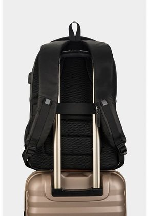 Bolso Para Hombre Tipo Tula Morral En Lona Encerada Con Sistema De Malla Para Casco Bolso Para Hombre Tipo Tula Morral En Lona Encerada Con Sistema De Malla Para Casco Negro NAPPA