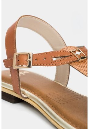 Zapato Tipo Sandalia Plana, Tres Puntadas Con Herraje Dorado