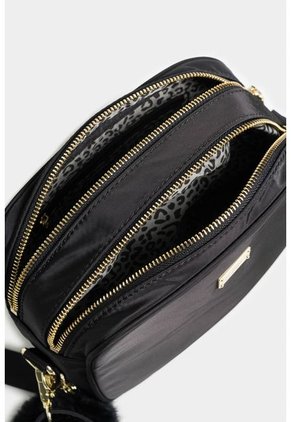 Manos Libres Sloan Linar, Básico Con Doble Bolsollo Principal Manos Libres Sloan Linar, Básico Con Doble Bolsollo Principal Negro NAPPA