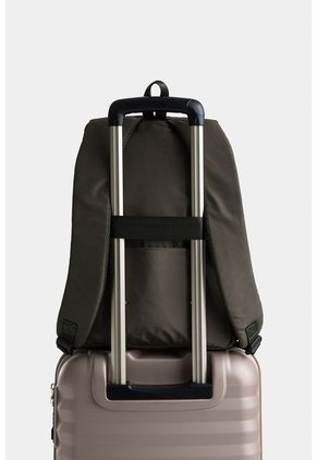 Bolso Tipo Tula Morral En Lona Con Cierres Metálicos Bolso Tipo Tula Morral En Lona Con Cierres Metálicos Verde NAPPA