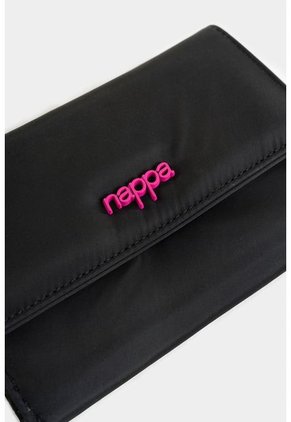 Billetera Fold Davenport En Textil Con Tapa Billetera Fold Davenport En Textil Con Tapa Negro NAPPA